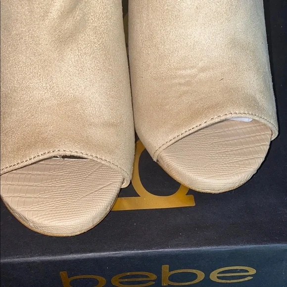 Bebe Cream Heeled Boots for Chic Elegance - Picture 9 of 12